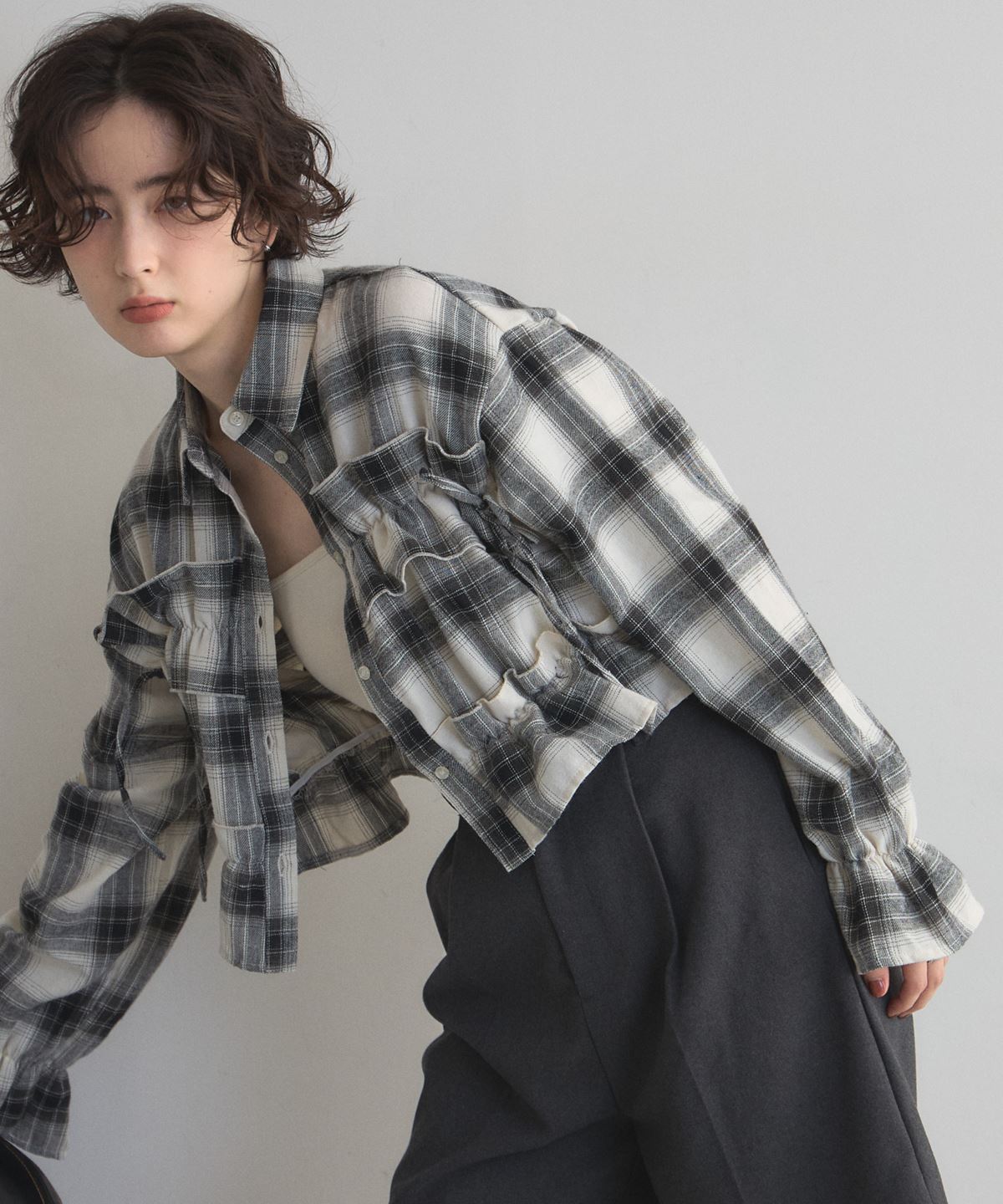 【WEB限定】起毛チェックフリルシャツ