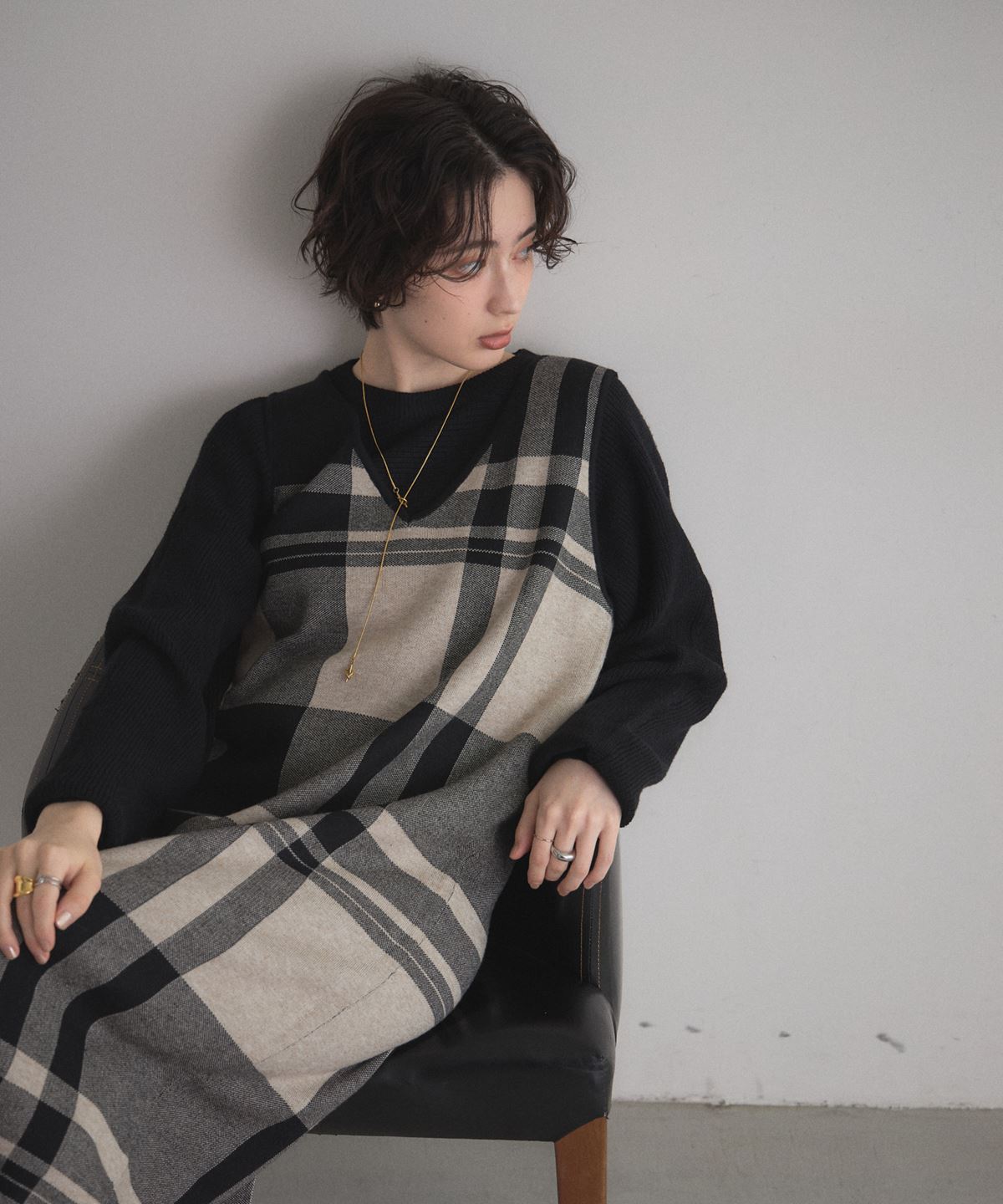 12月中旬再販決定！入荷リクエスト受付中【オフィシャルサイト限定】ニットトップス×チェックニットスカートセット