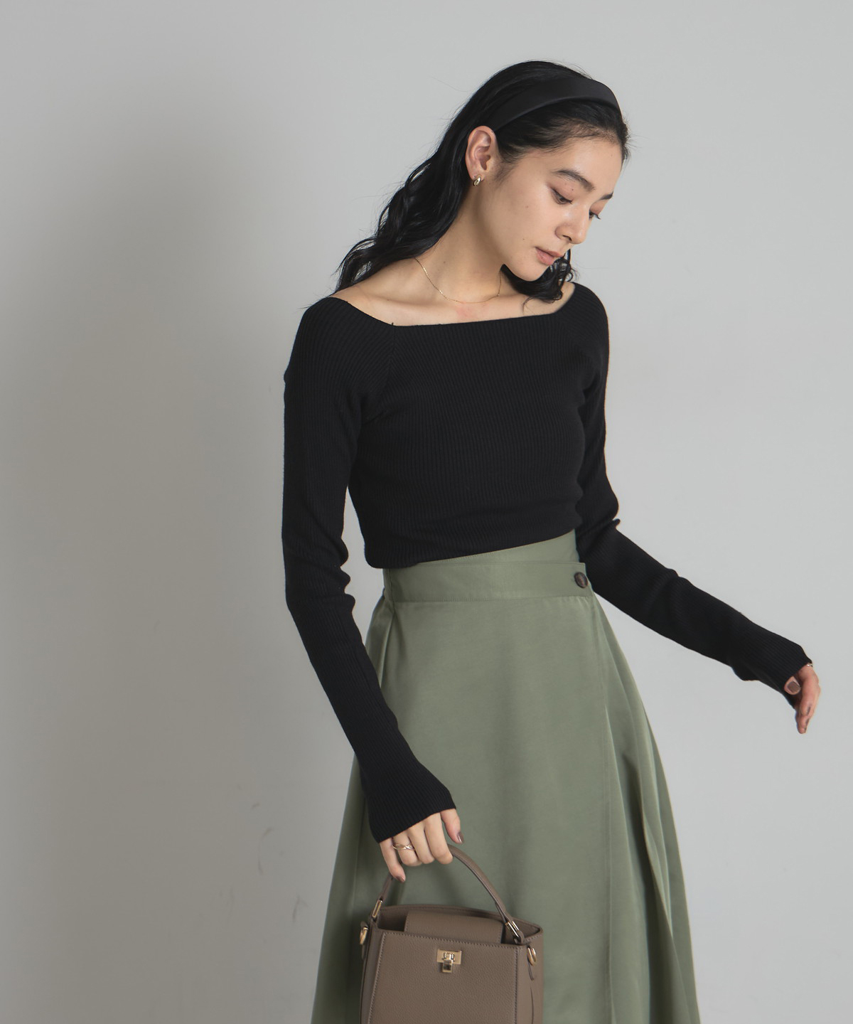 クールオフショルトップス※一部店舗のみ入荷