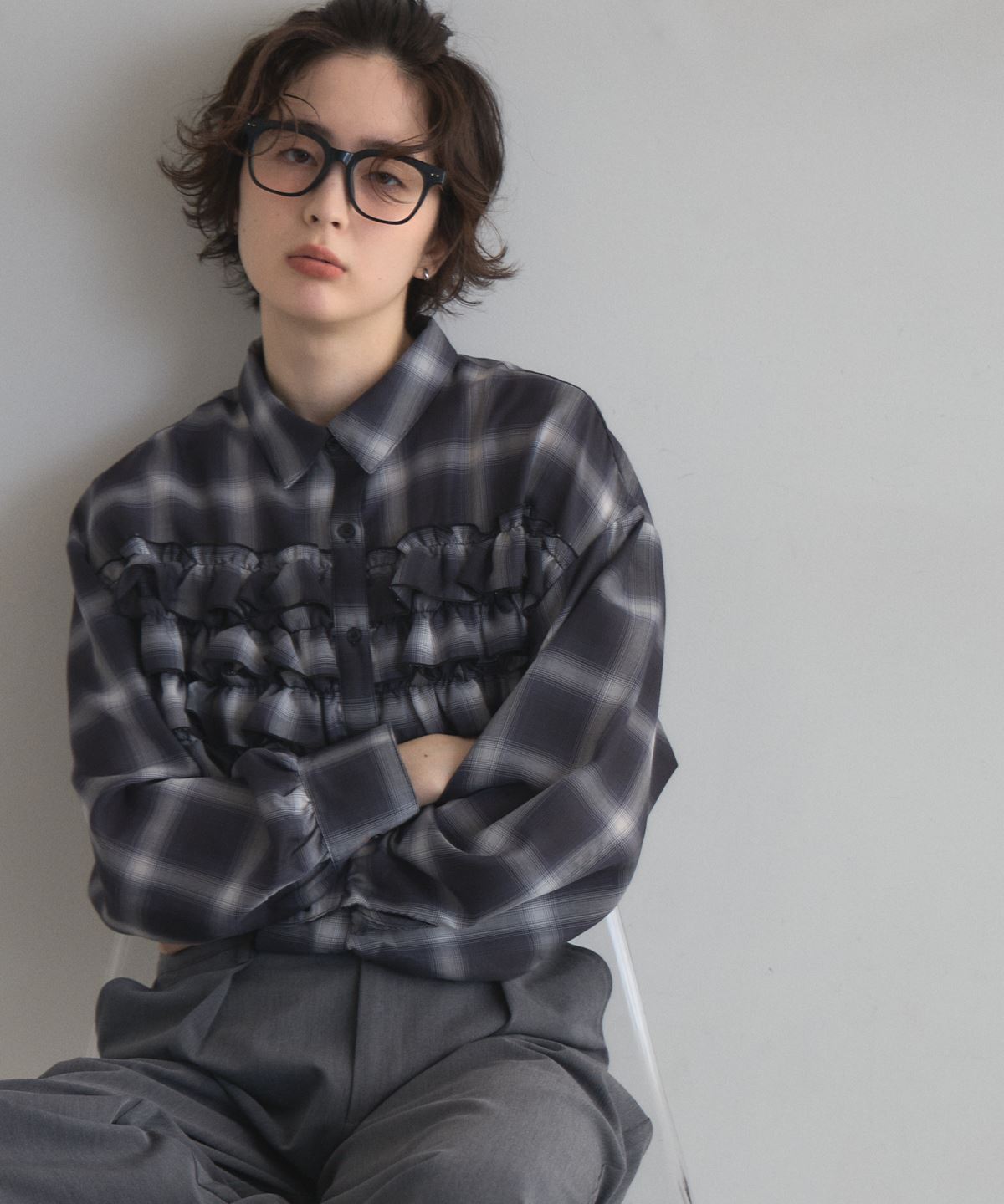 【オフィシャルサイト限定】チェックフリルシャツ