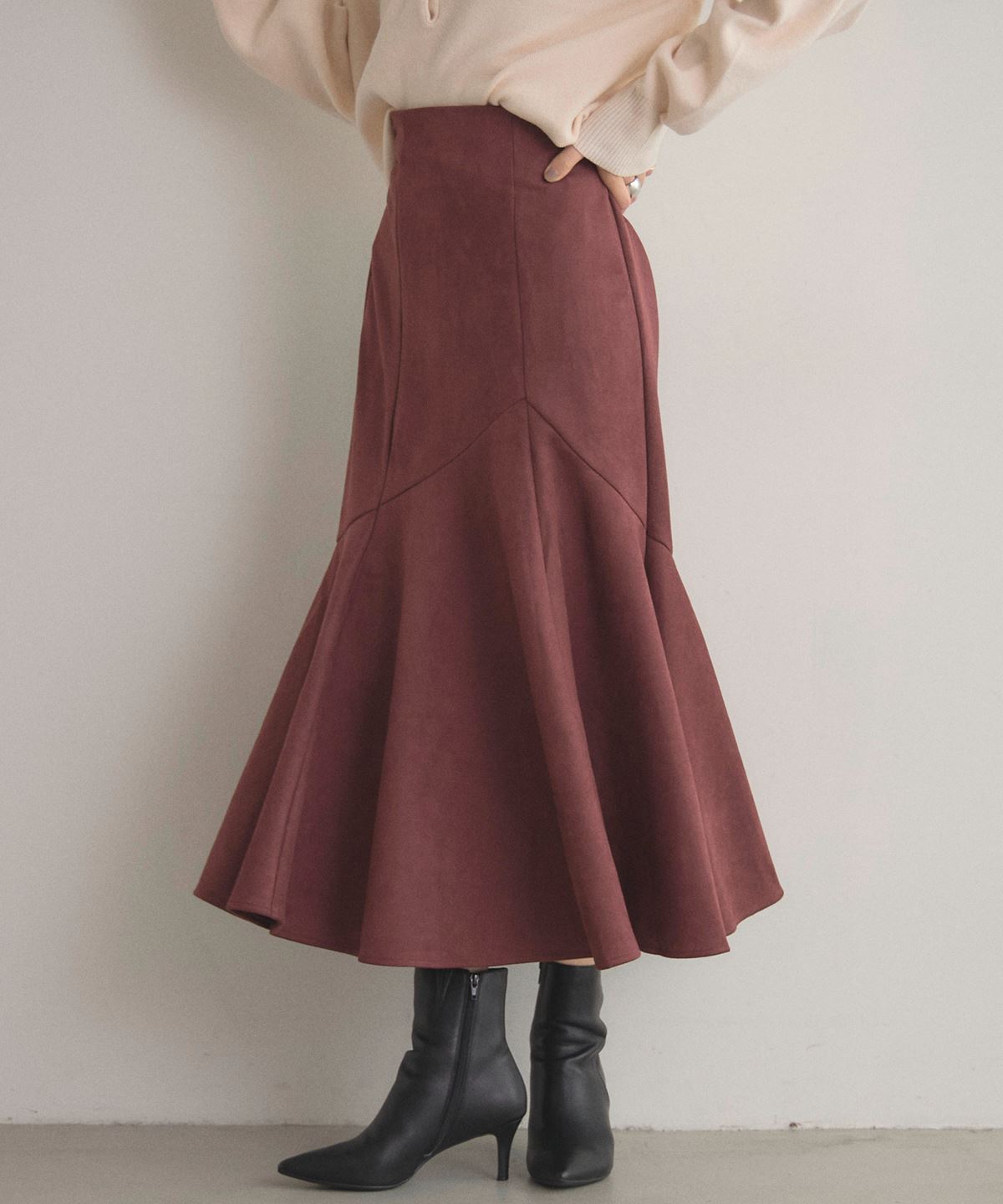 【WEB限定】スエードポンチデザインマーメイドスカート