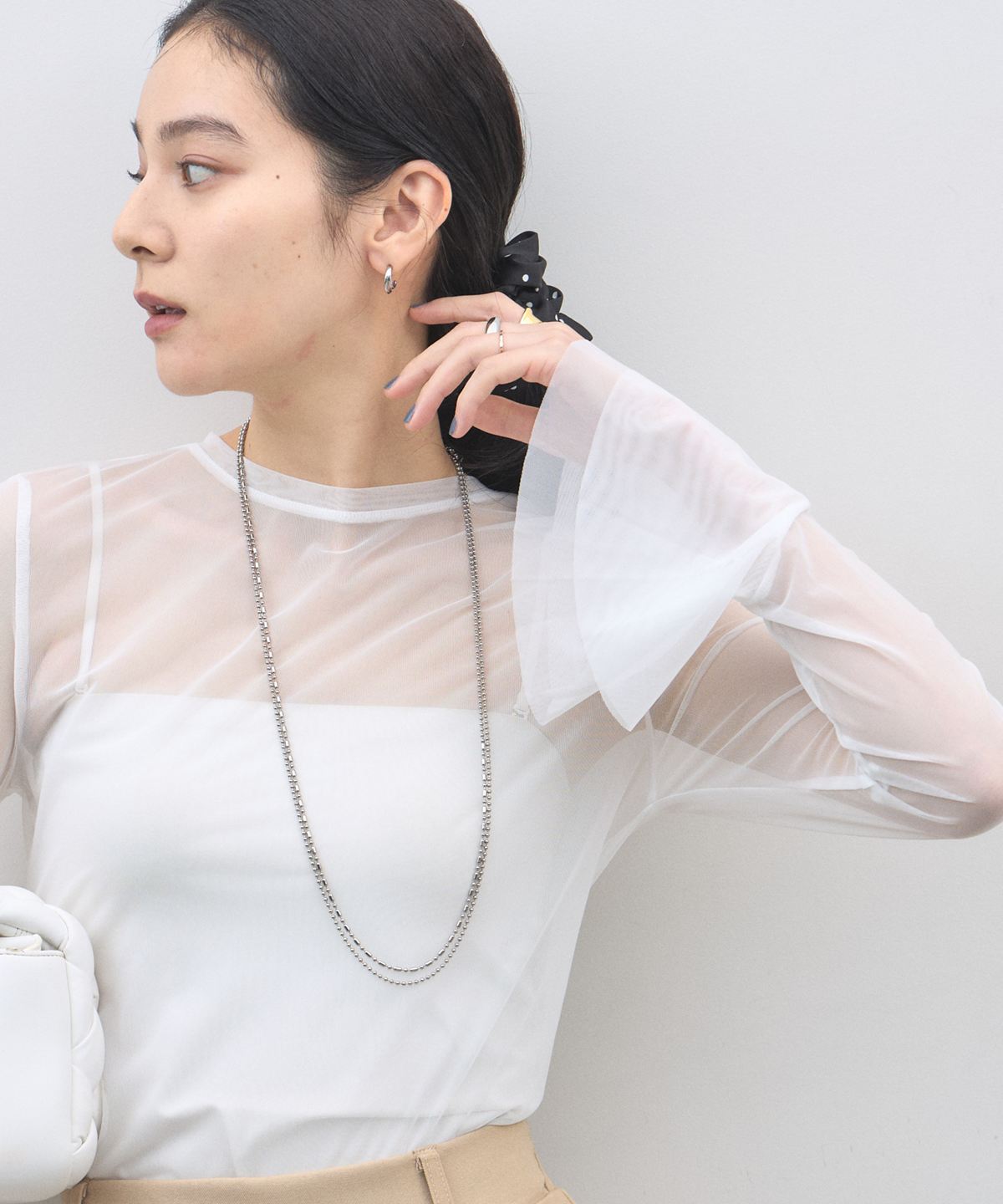 3月30日オフィシャルサイト限定少量再販！シアーメッシュフレアスリーブトップス