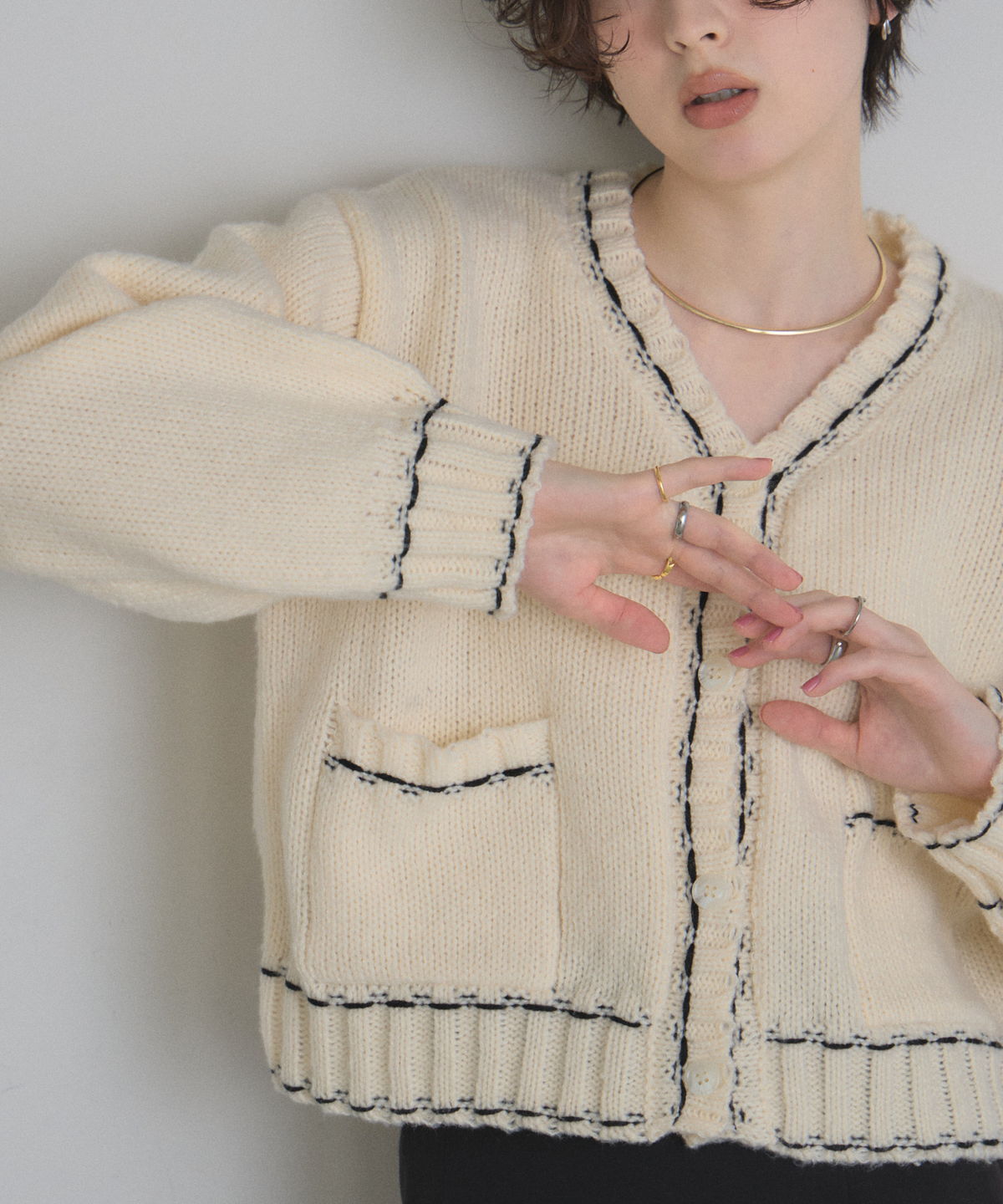 【オフィシャルサイト限定】ショートステッチニット