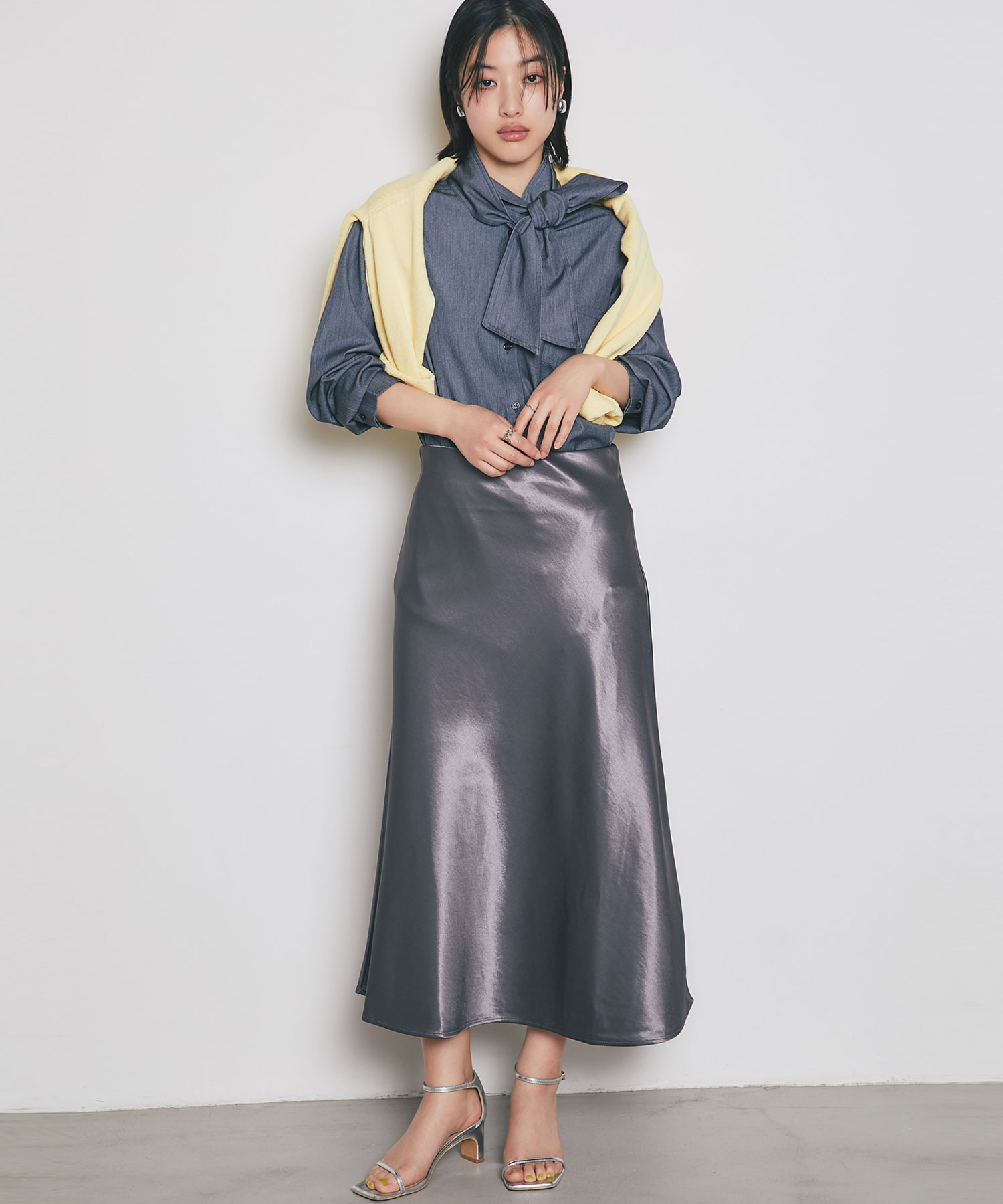 3月13日オフィシャルサイト限定再販！サテンセミフレアスカート