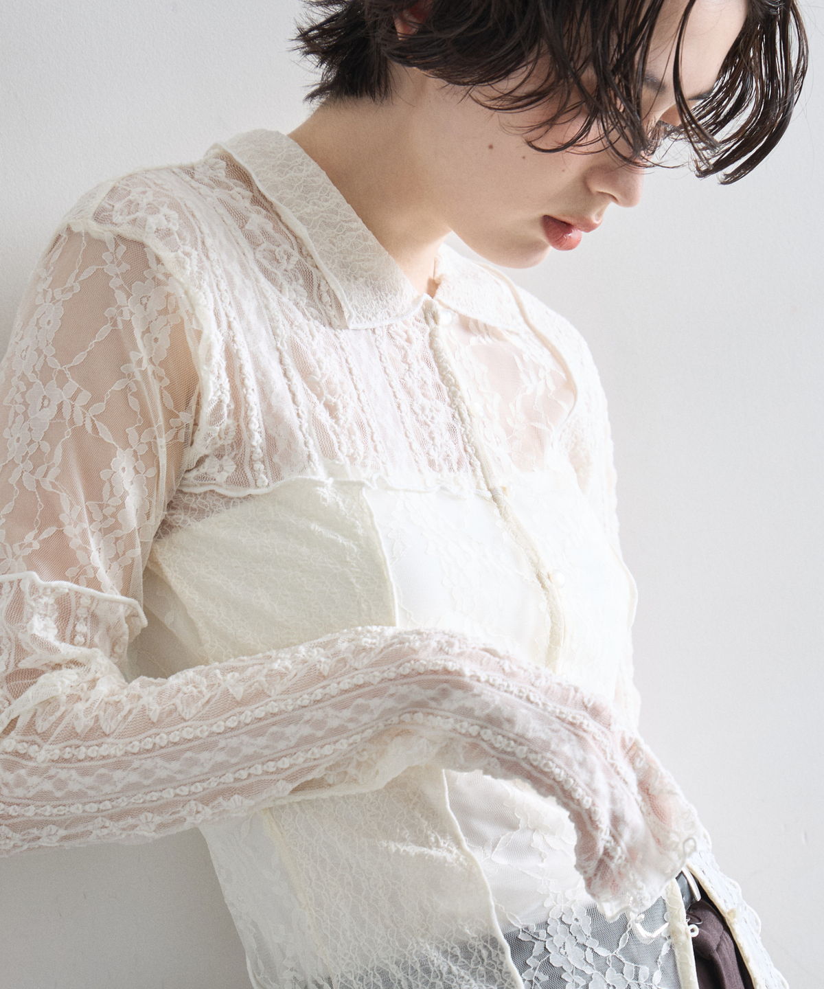 4月22日オフィシャルサイト限定再販！レースパッチワークシャツカーディガン