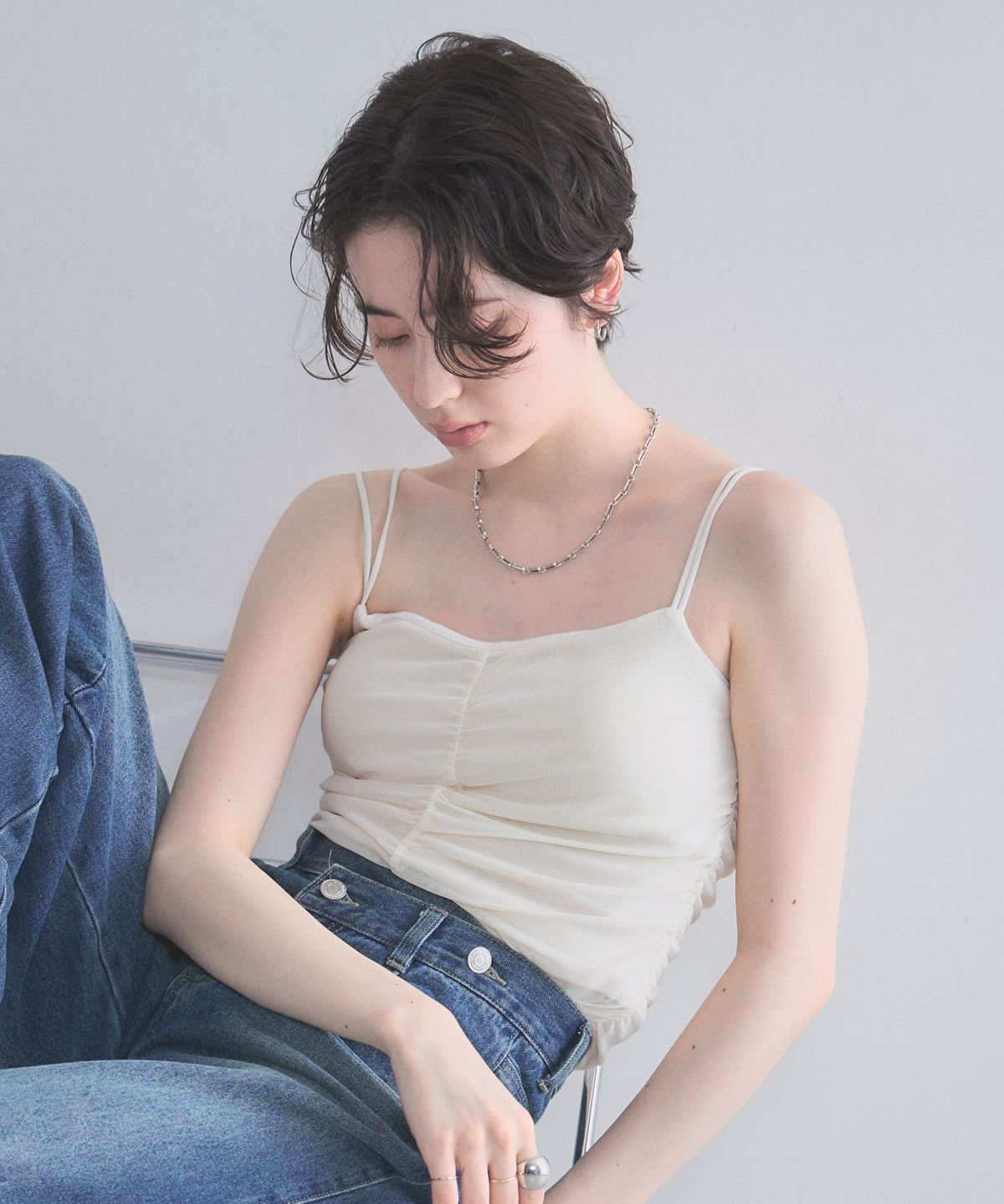 【オフィシャルサイト限定】カップ付きシアーシャーリングキャミ