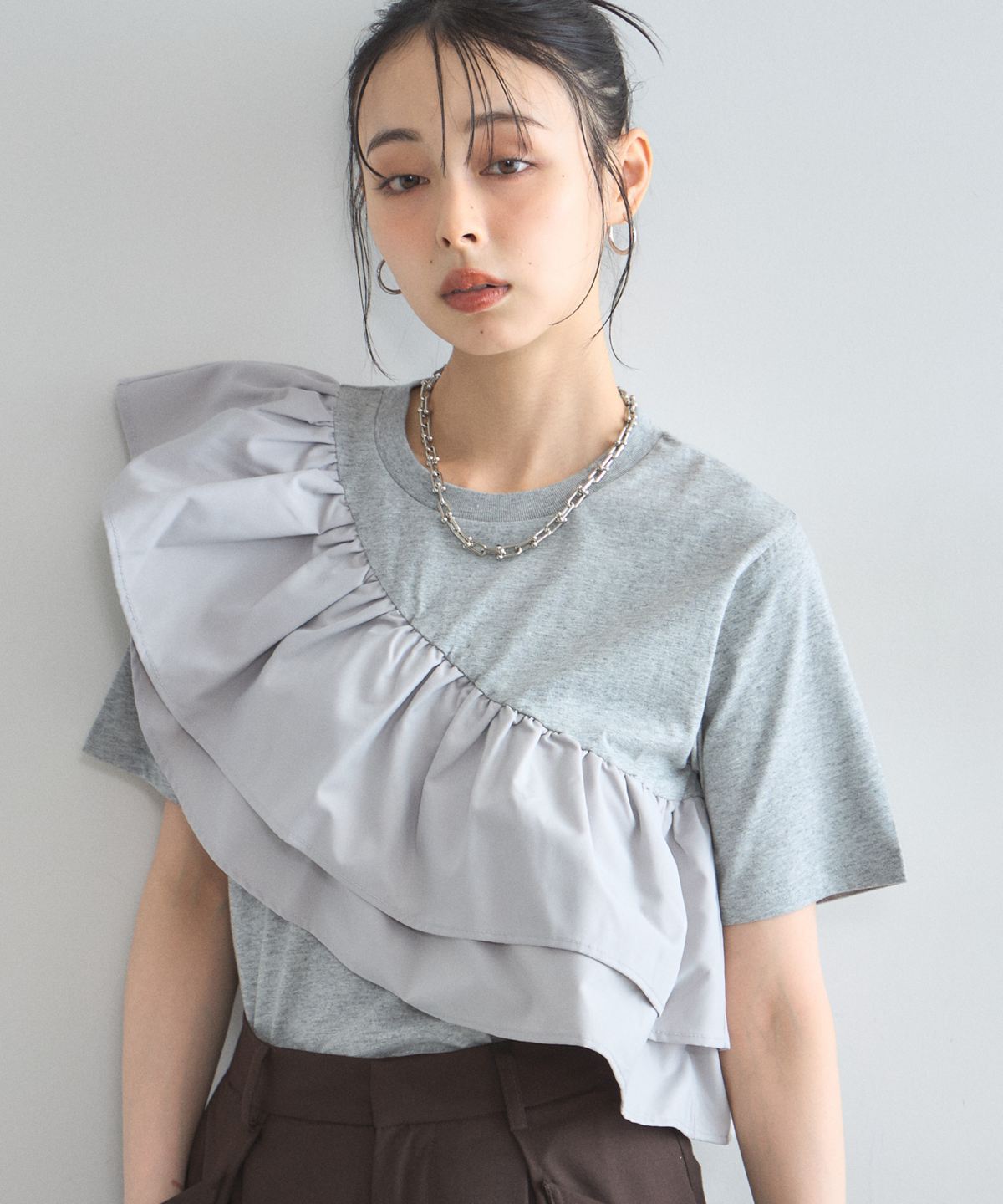 【汗染み防止加工】タスキフリルTシャツ