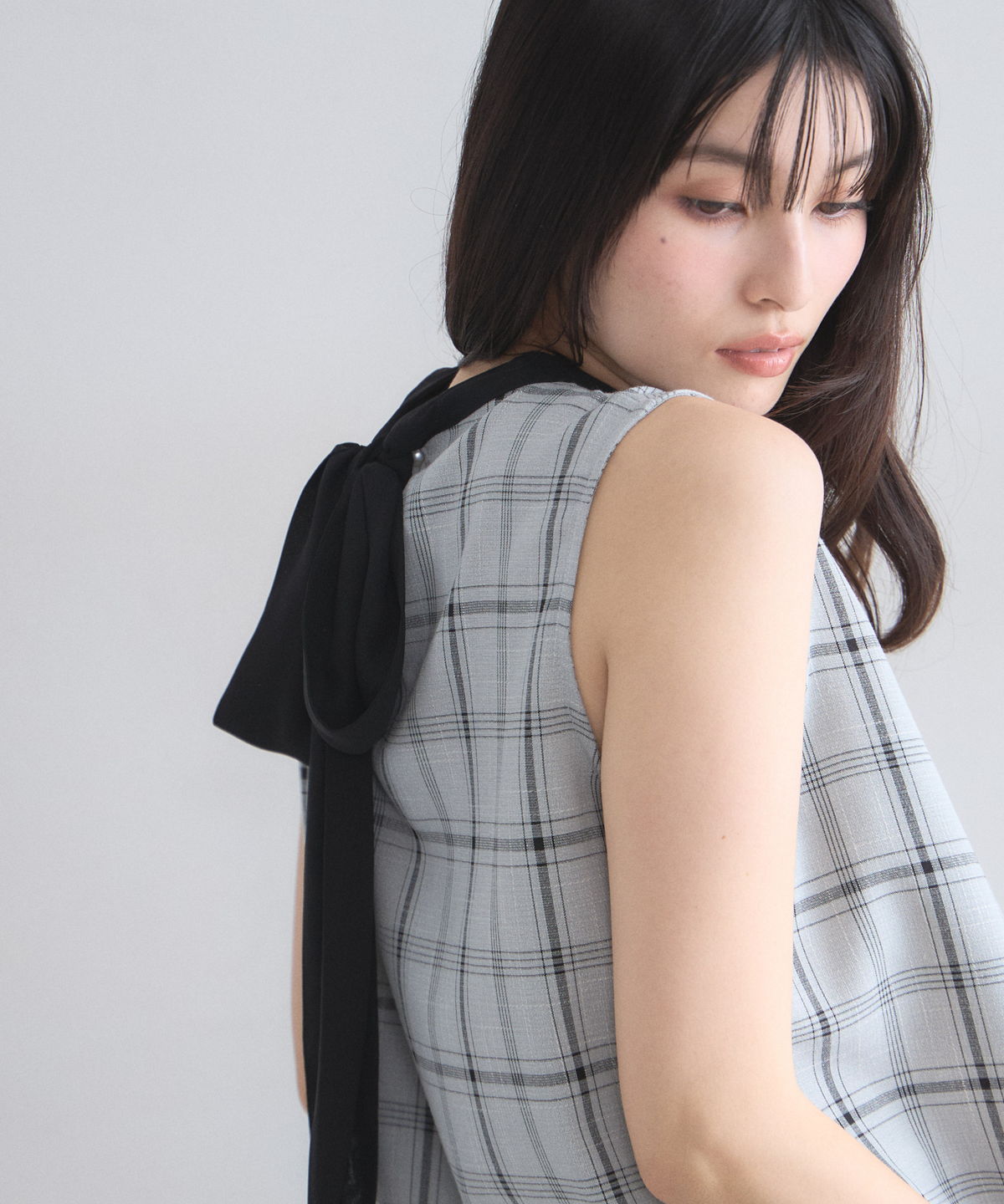 【オフィシャルサイト限定】バックリボンチェックブラウス