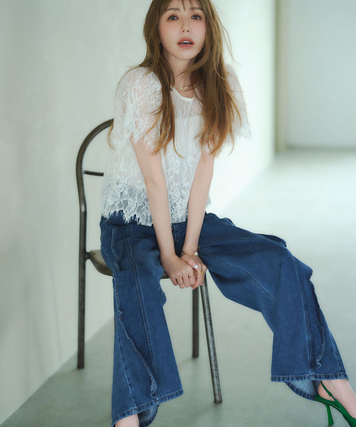 【美香さん着用】ラッフルフリルデザインデニム
