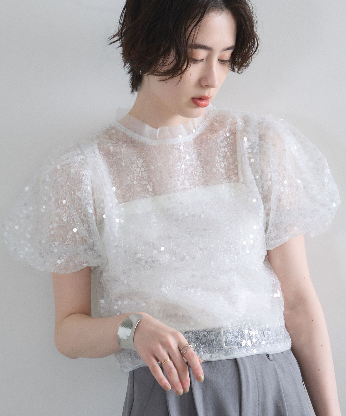 【オフィシャルサイト限定】スパンコールシアーブラウス