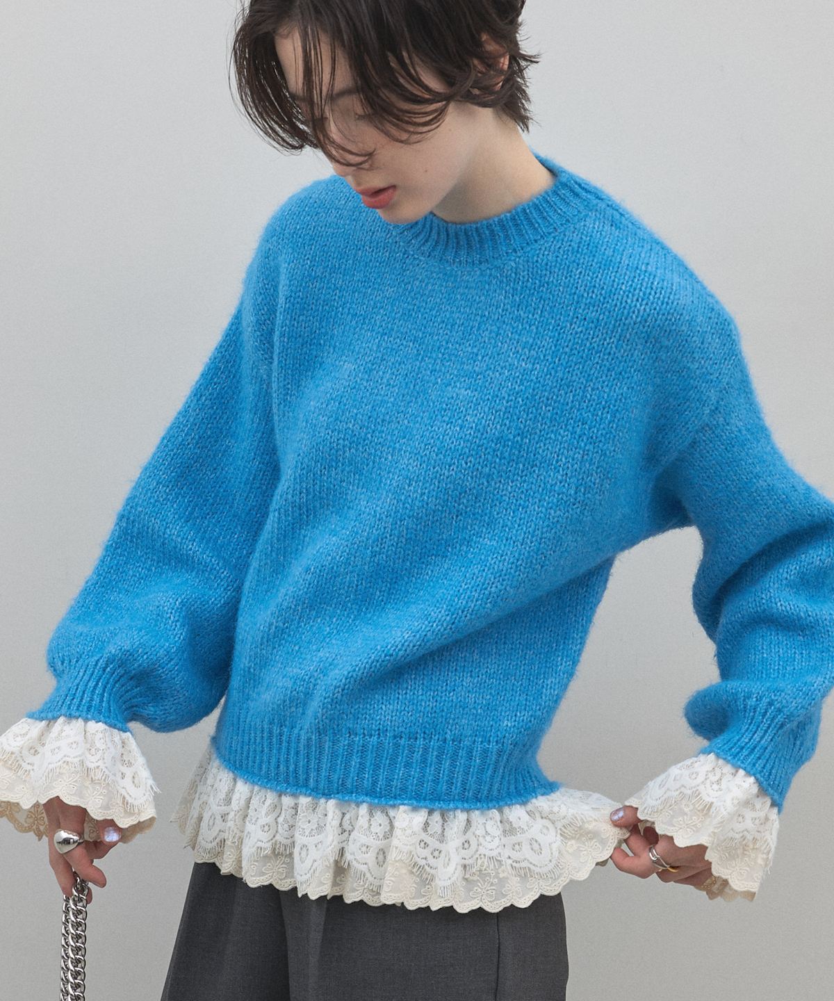 【オフィシャルサイト限定】裾レースプルオーバー