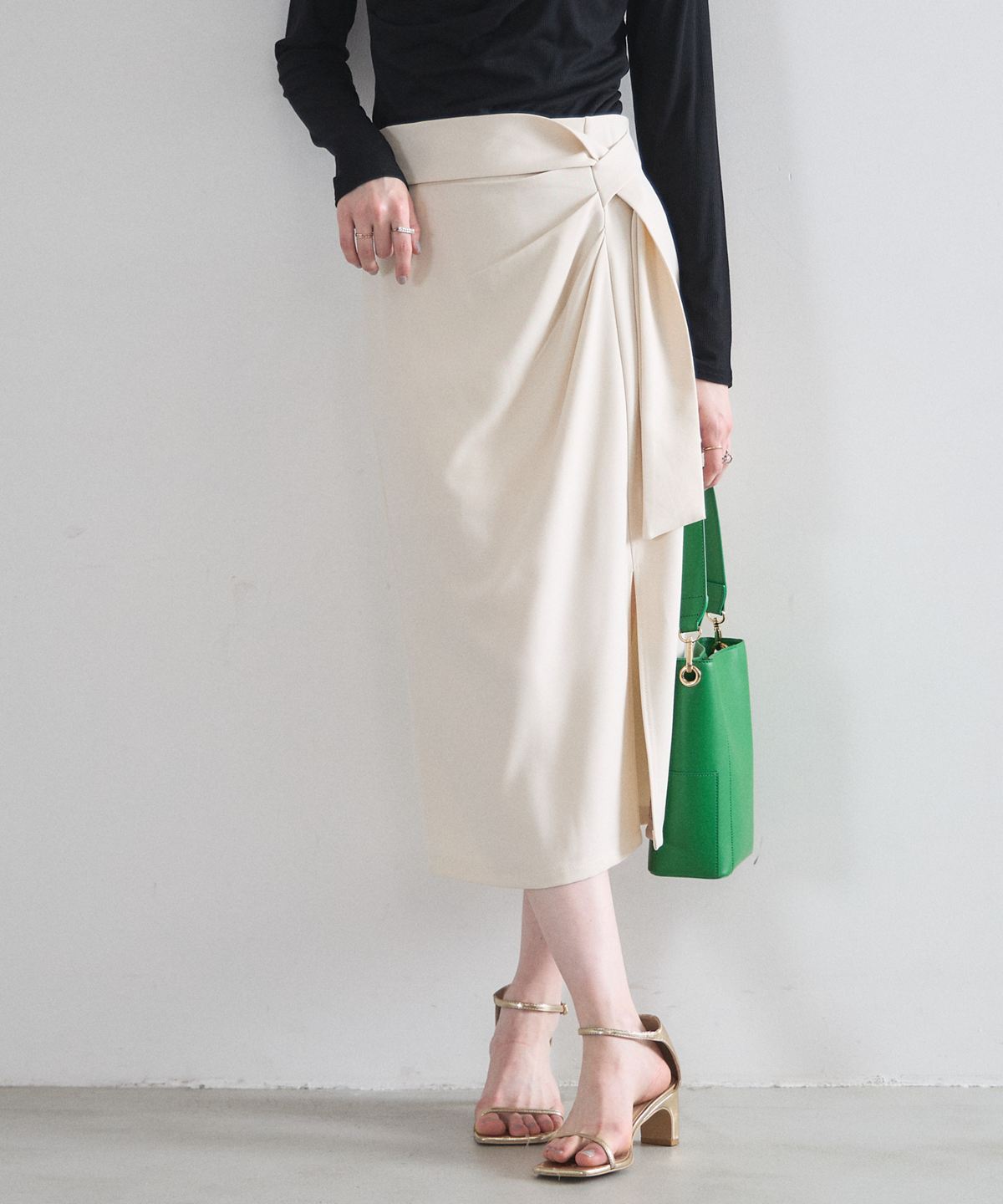 【オフィシャルサイト限定】ラップ風タックリボンスカート