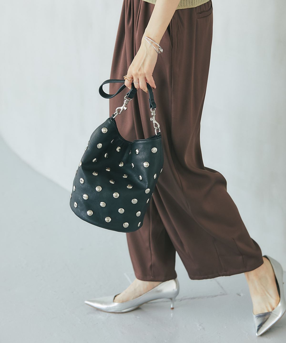 【オフィシャルサイト・店舗限定】メタルドット2WAYバケットバッグ