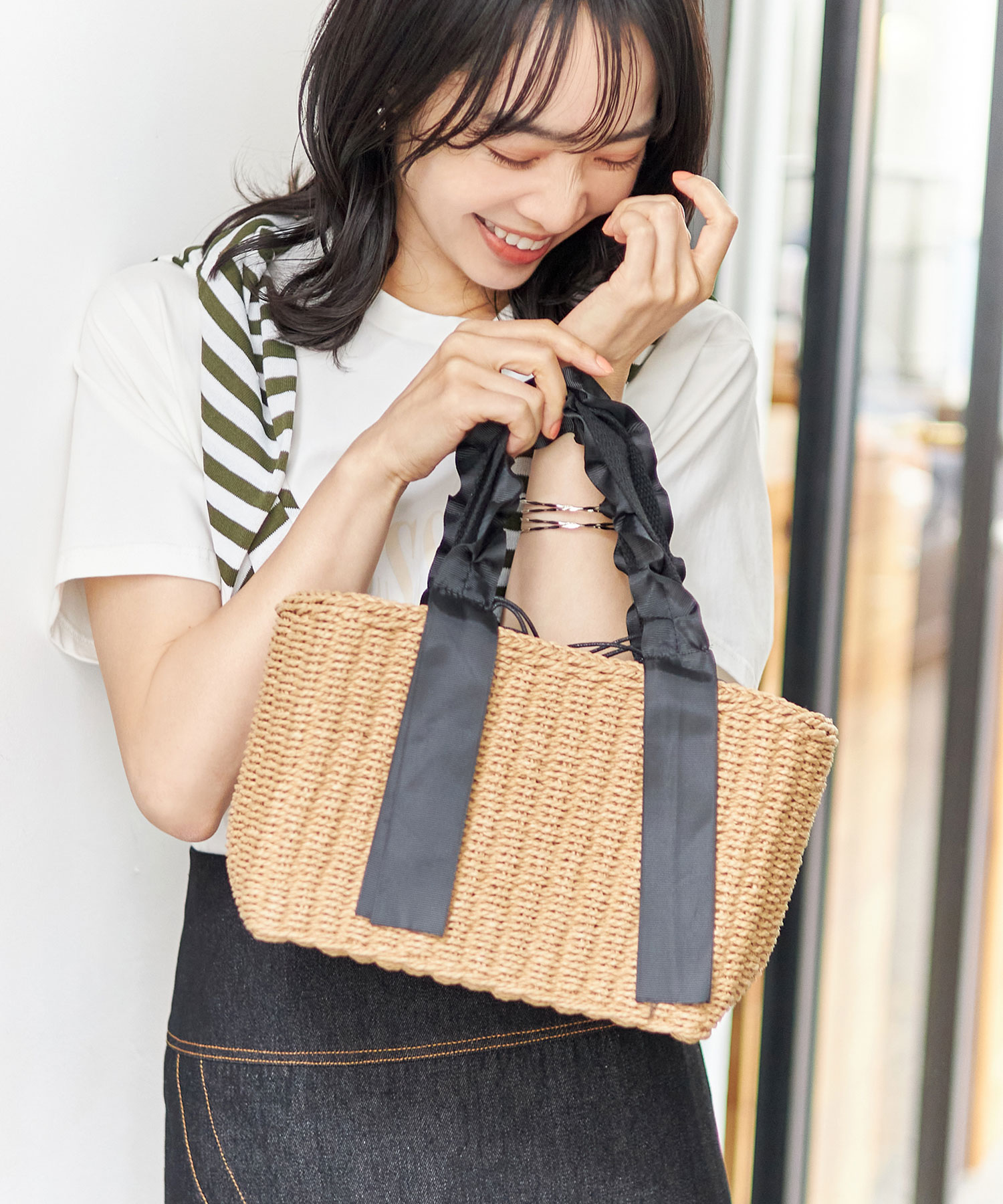 フリルハンドカゴバッグ