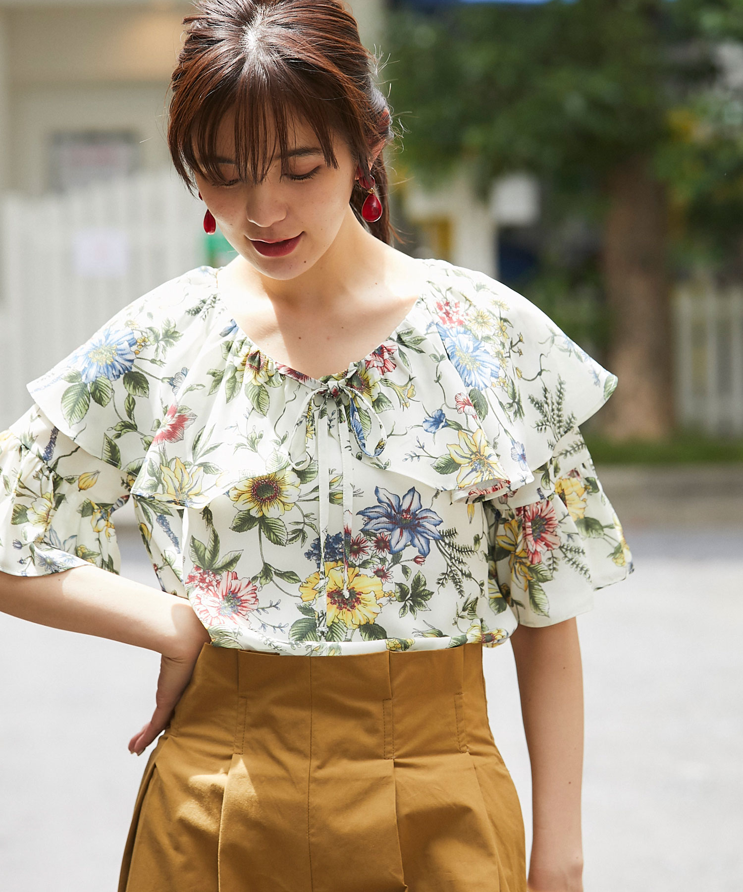 く*ん様 美品　ツルバイマリコ　Elenore ブラウス　花柄 美品 ツルバイマリコ Elenore ブラウス 花柄 TSURU By MARIKO OIKAWA