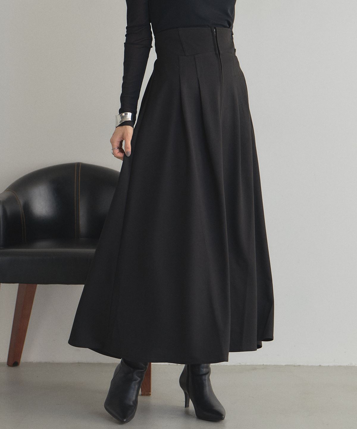 【オフィシャルサイト限定】フロントジップフレアスカート