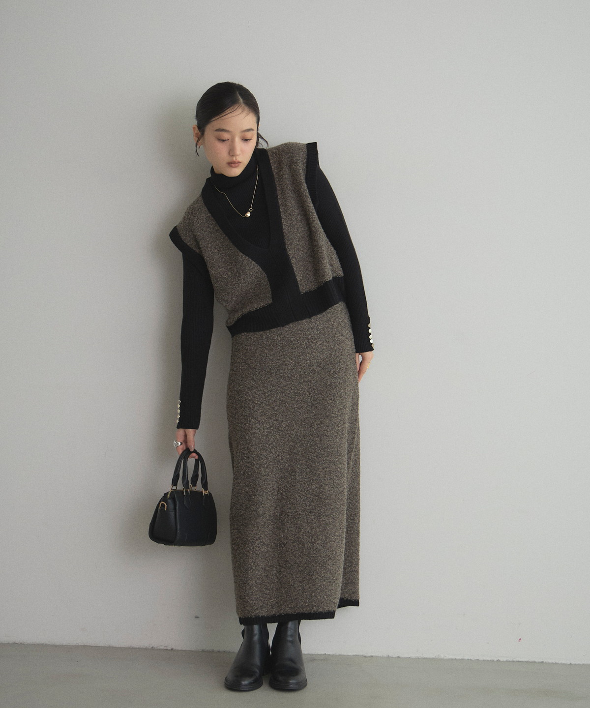 11月24日オフィシャルサイト限定少量再販！MIXミニループヤーンニットスカート