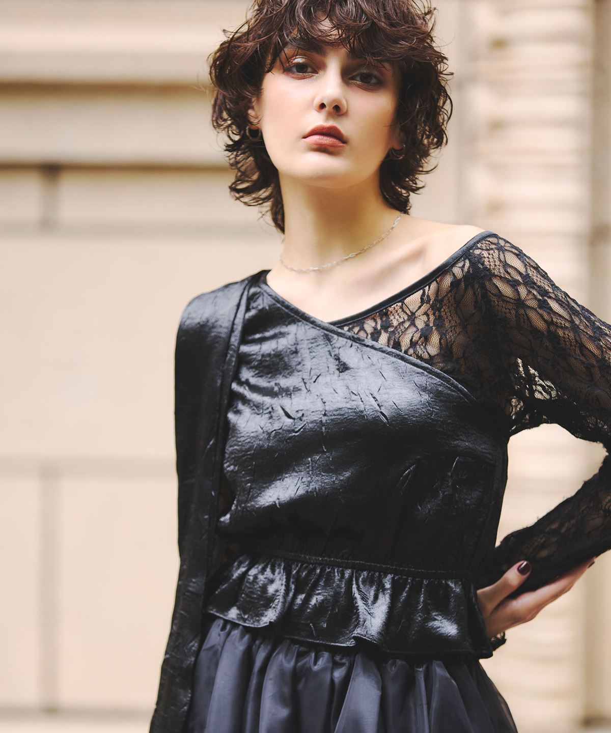 【ARVELLIA】RIBBON STRAP BUSTIER