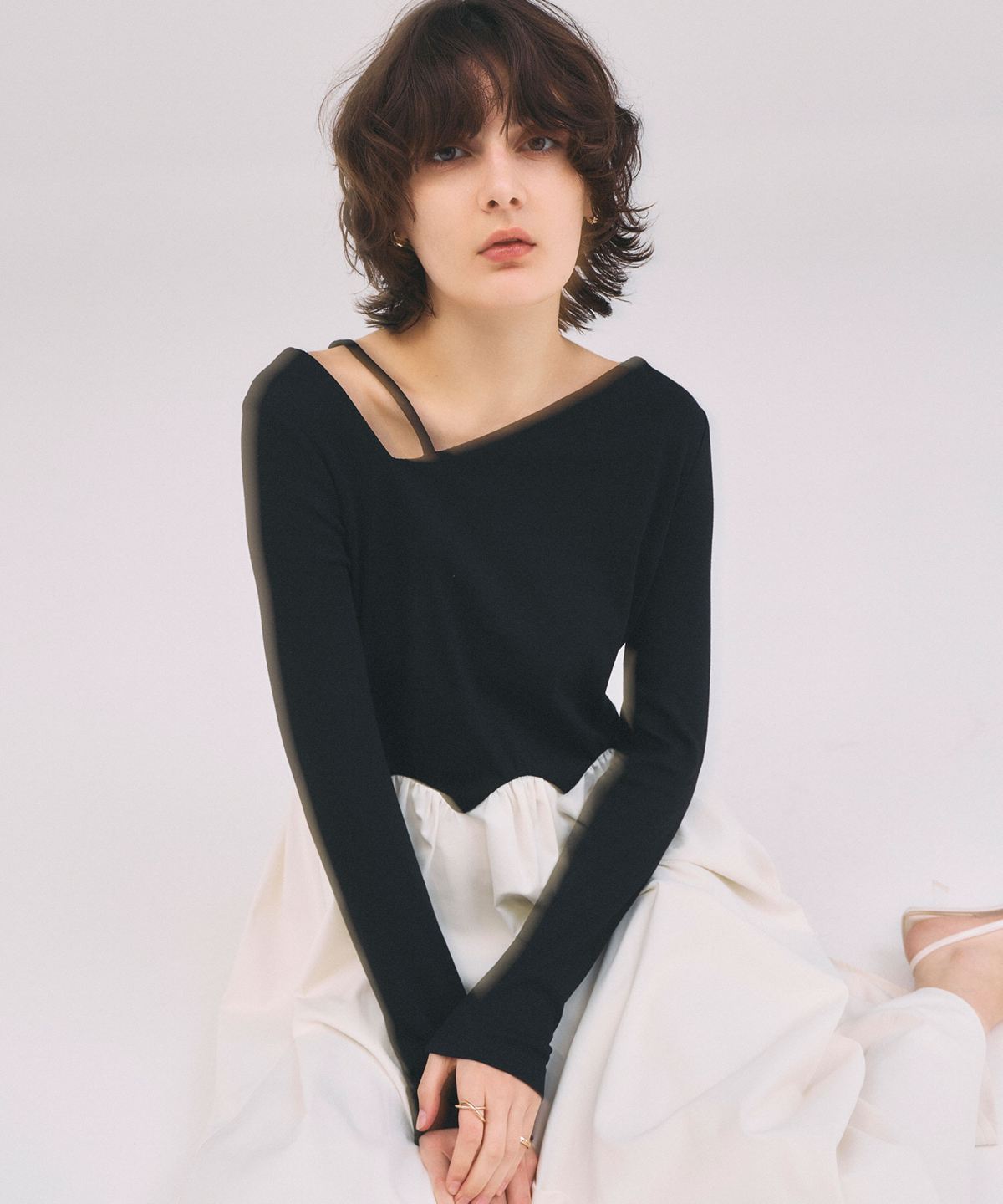 【ARVELLIA】WAVE LINE DRESS