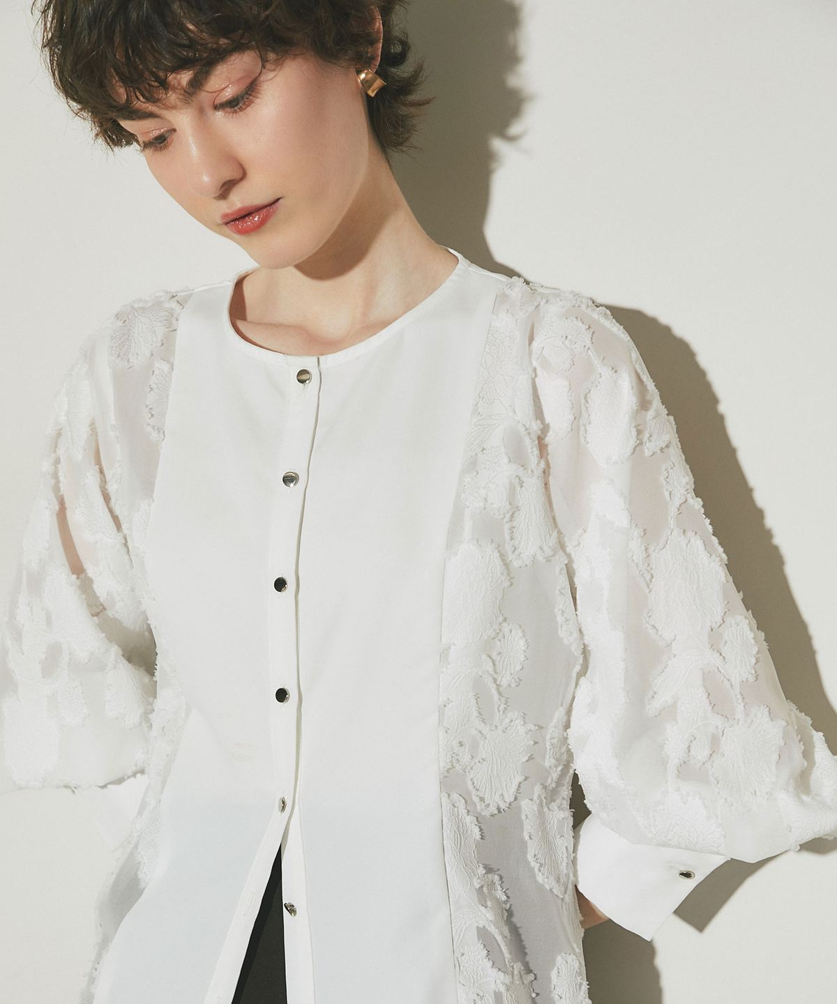 5月11日WEB限定再販！【ARVELLIA】PANEL SHEER SLEEVE BLOUSE