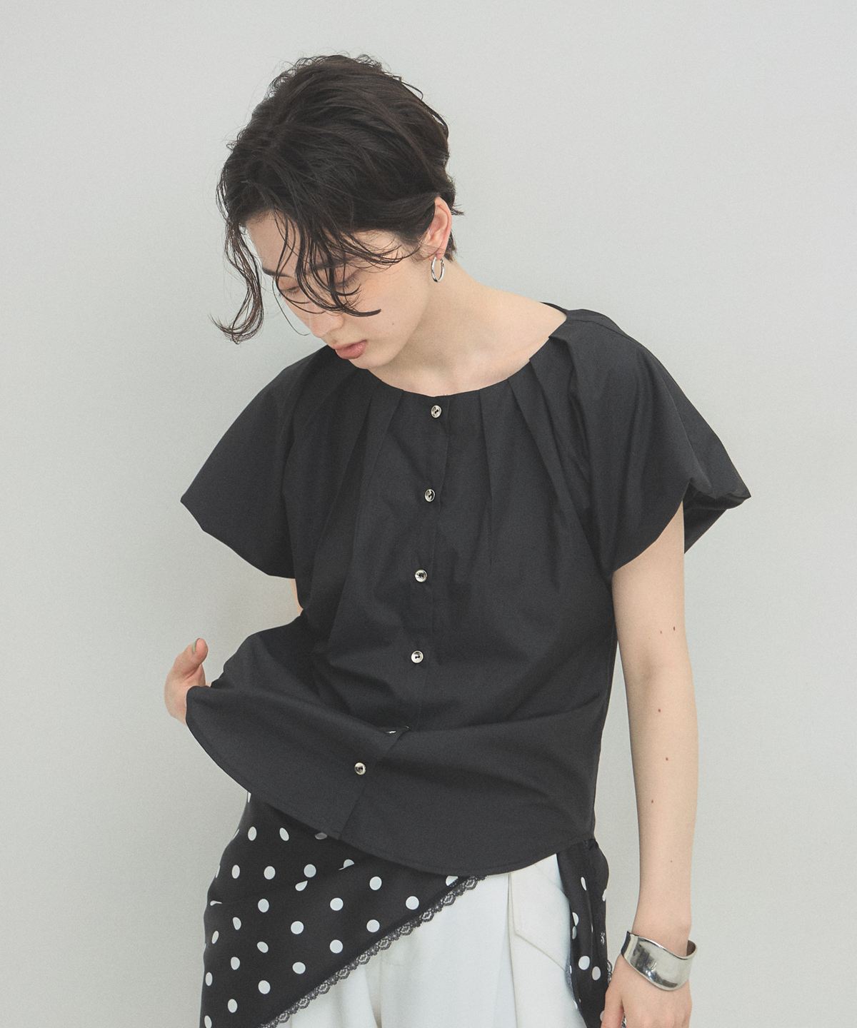【ARVELLIA】SOFT PLEAT BLOUSE