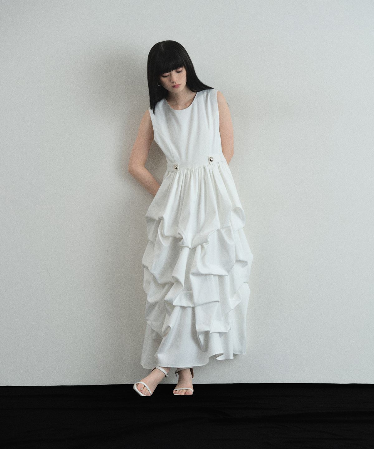 【ARVELLIA】DRAPED VOLUME DRESS