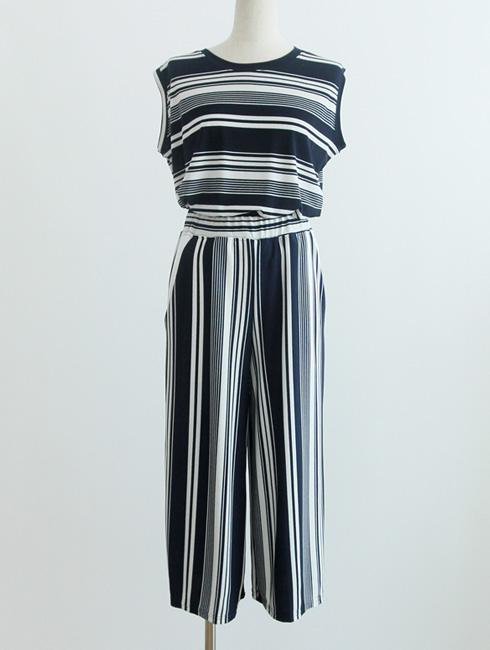 Border Stripe Set Up レディース ボーダー ストライプ セットアップ Sale品につき返品 交換 注文確定後の変更キャンセル不可