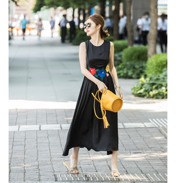 Waist Embroidery One Piece レディース 刺繍 ロング ワンピース