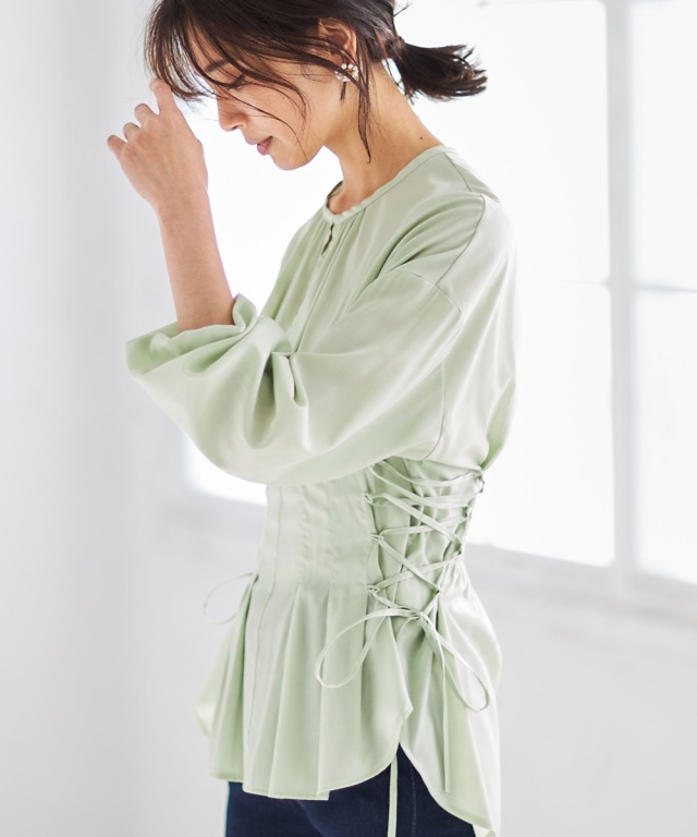 サイドレースアップペプラムブラウス