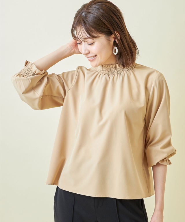 mini【美品】#Newans シャーリングネックブラウス Newans シャーリングネックブラウスの通販 by 4／2まで発送不可turu