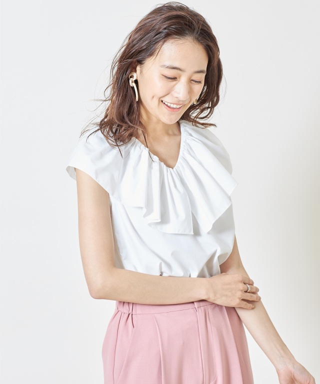 美香さん着用】ビッグフリルカラーブラウス