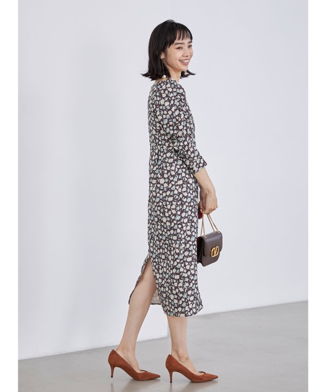 Magnolia collection　スクエアネックワンピース　36 2024 Square-neck Onepiece(pink・beige) | マグノリア