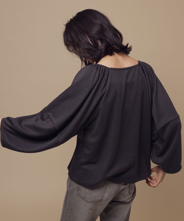 キーネック プルオーバー セール】 BEAUTY FORM JERSEY キーネックプルオーバー