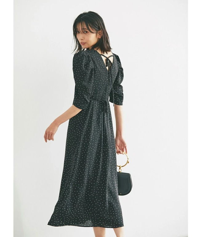 タックショルダードットワンピース