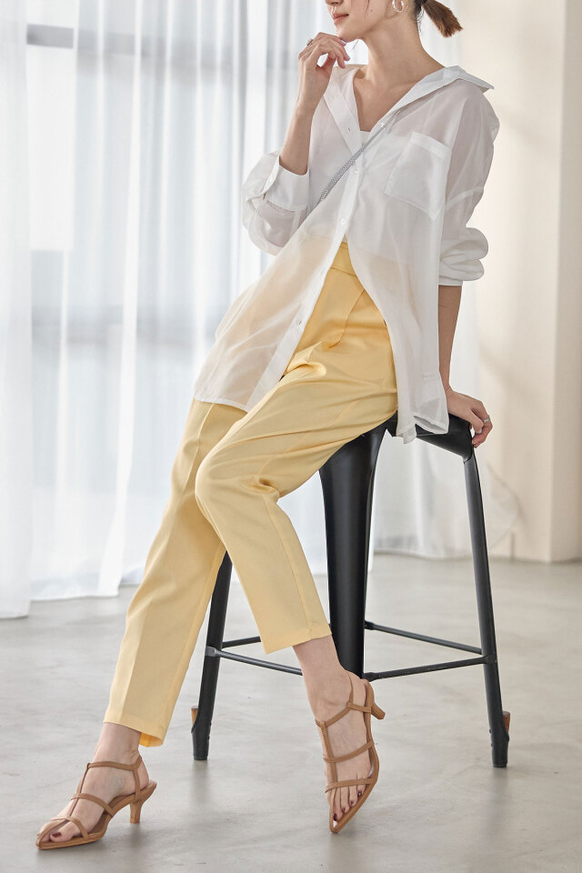 センタープレステーパードパンツ