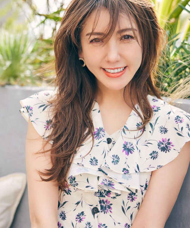美香さんコラボ フラワーフリルカラーワンピース