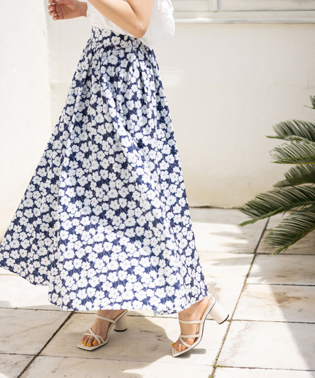 コットンホワイトフラワーフレアスカート 