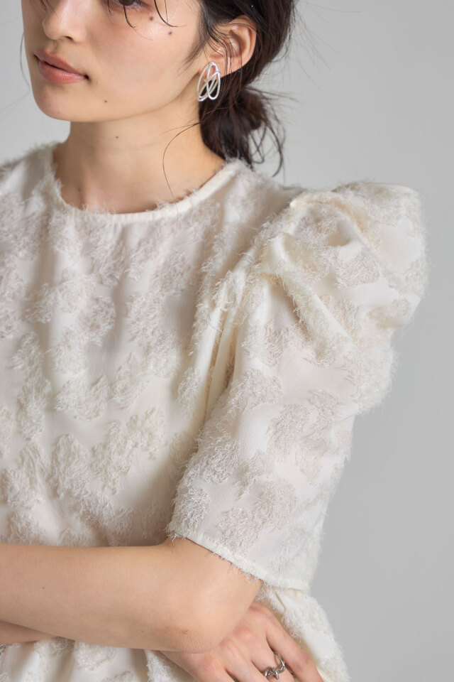 OHGA オーガ フラワージャガードブラウス 小花 ボリュームスリーブ ペプラム FILLOU（フィルー） ブラウス シャツ フラワージャガードペプラム