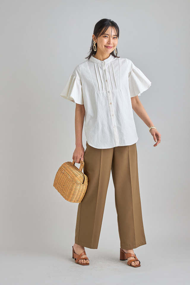 Ayaさん着用】ギャザーフレアスリーブツイルシャツ