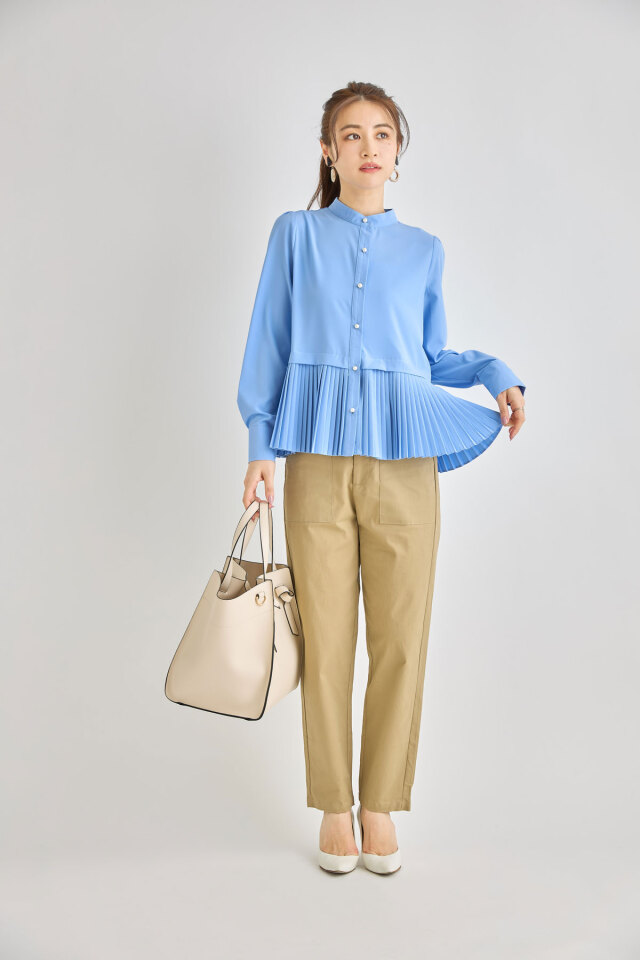 パール釦プリーツブラウス