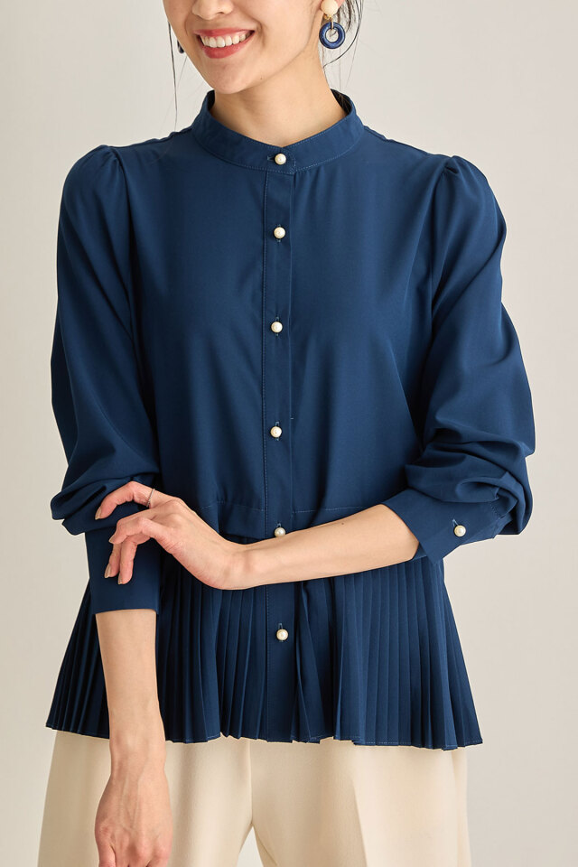 afb シャツ パール釦プリーツブラウス