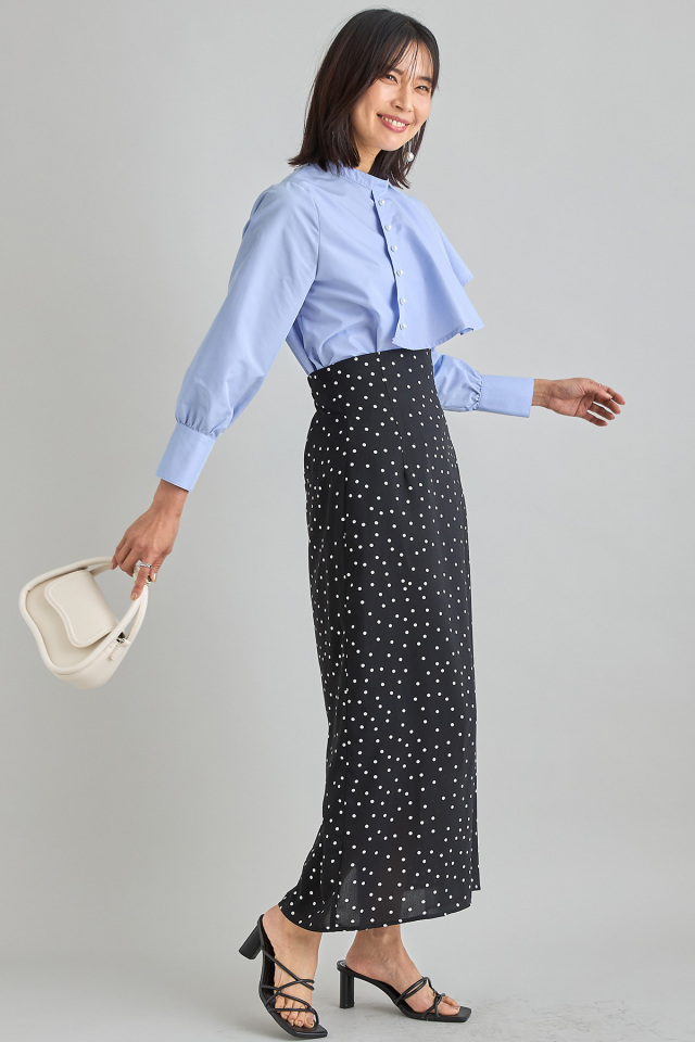 Ayaさん着用】パールアシメケープブラウス