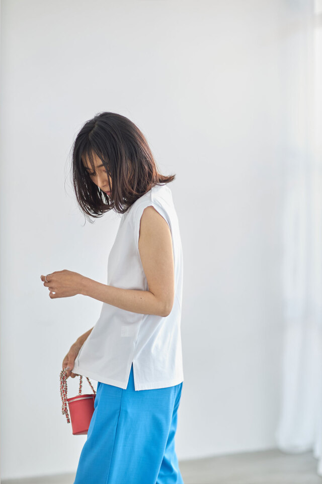 ピンタックタンクトップ