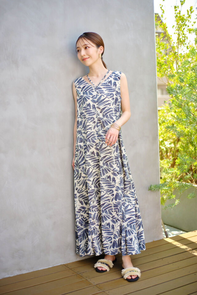 ホルターネックリゾートワンピース 