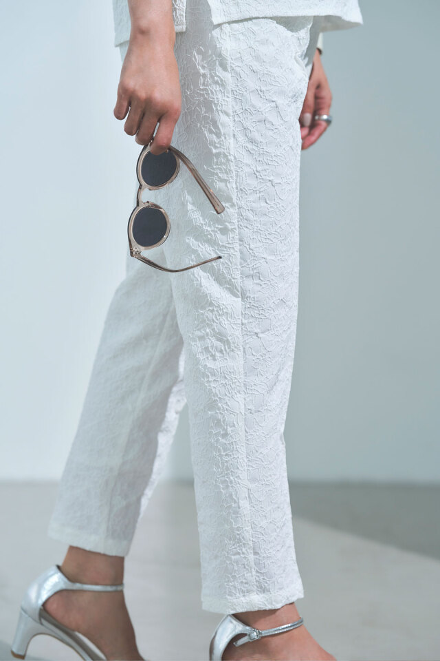 ジャガードテーパードパンツ