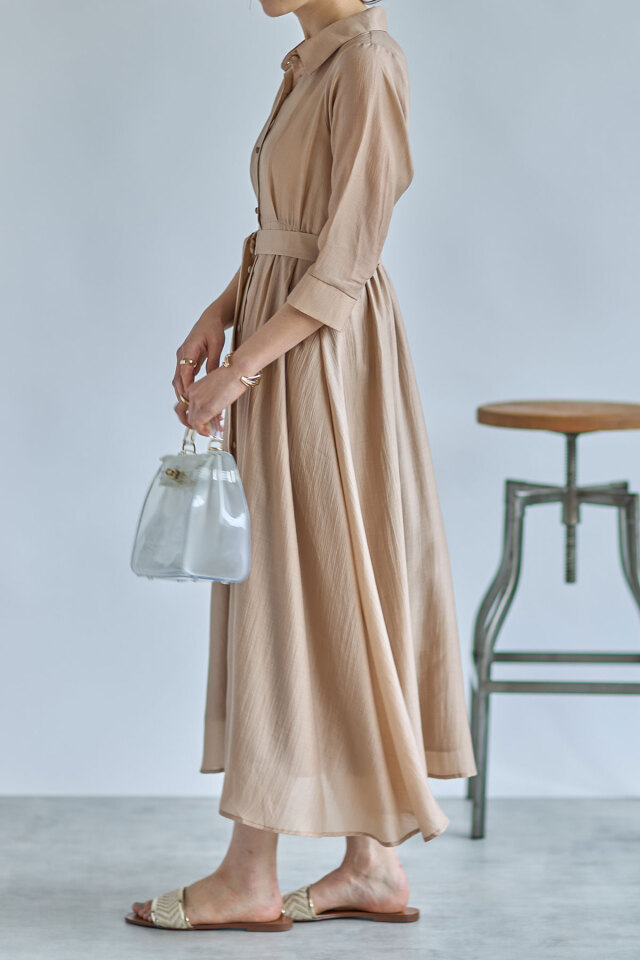 Nanaさん着用】シアーサテンシャツワンピース