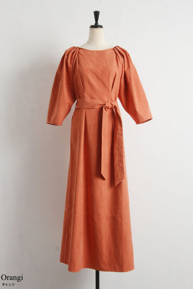 ピーチスキンタックデザインワンピース