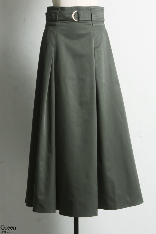 ベルテッドタックフレアスカート