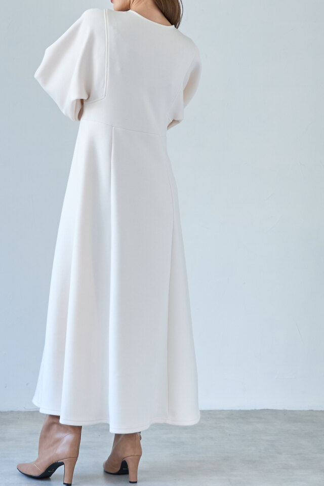 BPN ワンピース ペチコート付きラインフラワーワンピース《2021 SUMMER STYLE 》