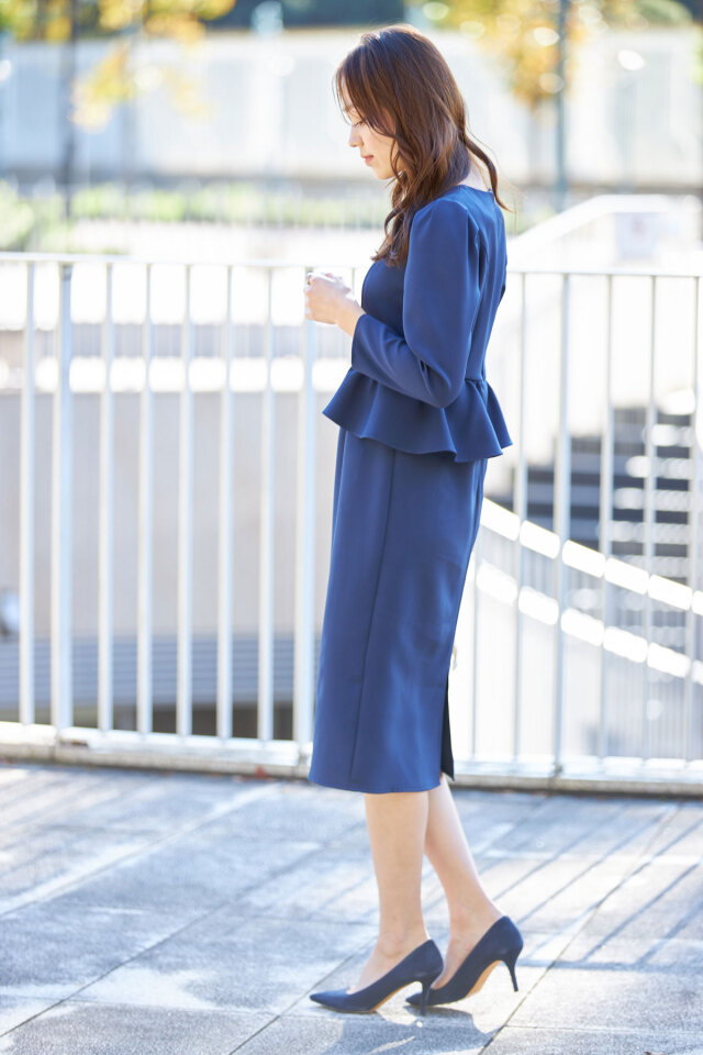 &.NOSTALGIA navy】ペプラムワンピース